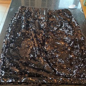 NWT SCOOP black sequin midi skirt size: 20
